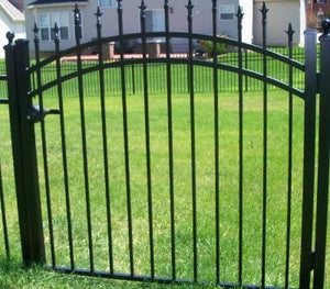 5' Aluminum Ornamental Single Swing Gate - Spear Top Series H - Over Arch